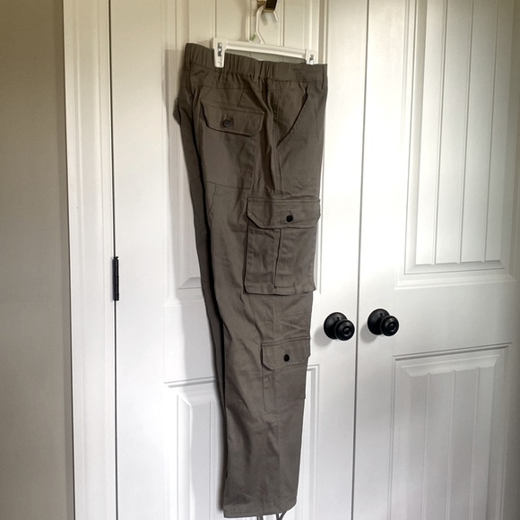 Vine and Valley Quality Utility Pants - Picture 5 of 8